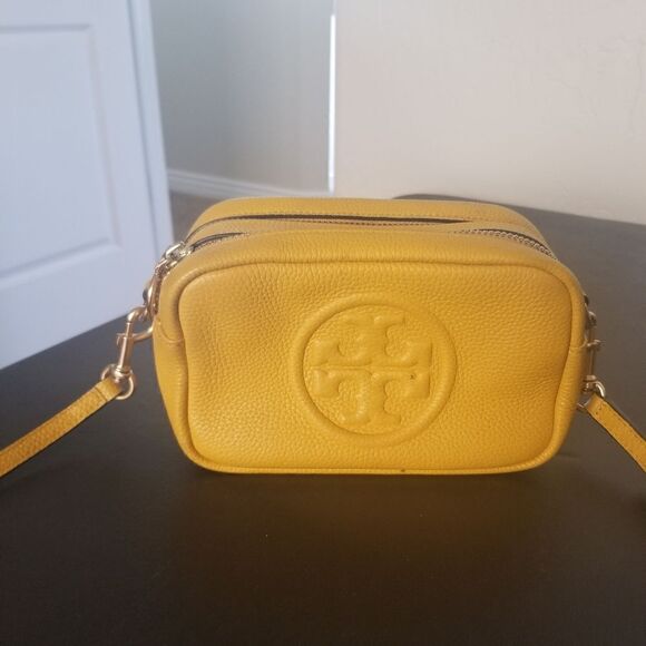 Tory Burch Perry Bombe Crossbody - Picture 1 of 9